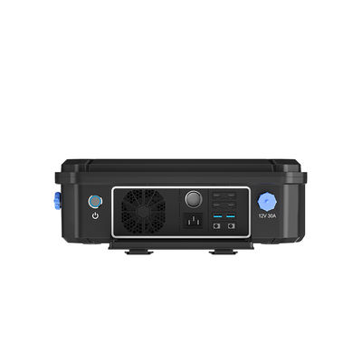DC 15A 12V 2000W Portable Suitcase Solar Generator With Optional External Battery Pack